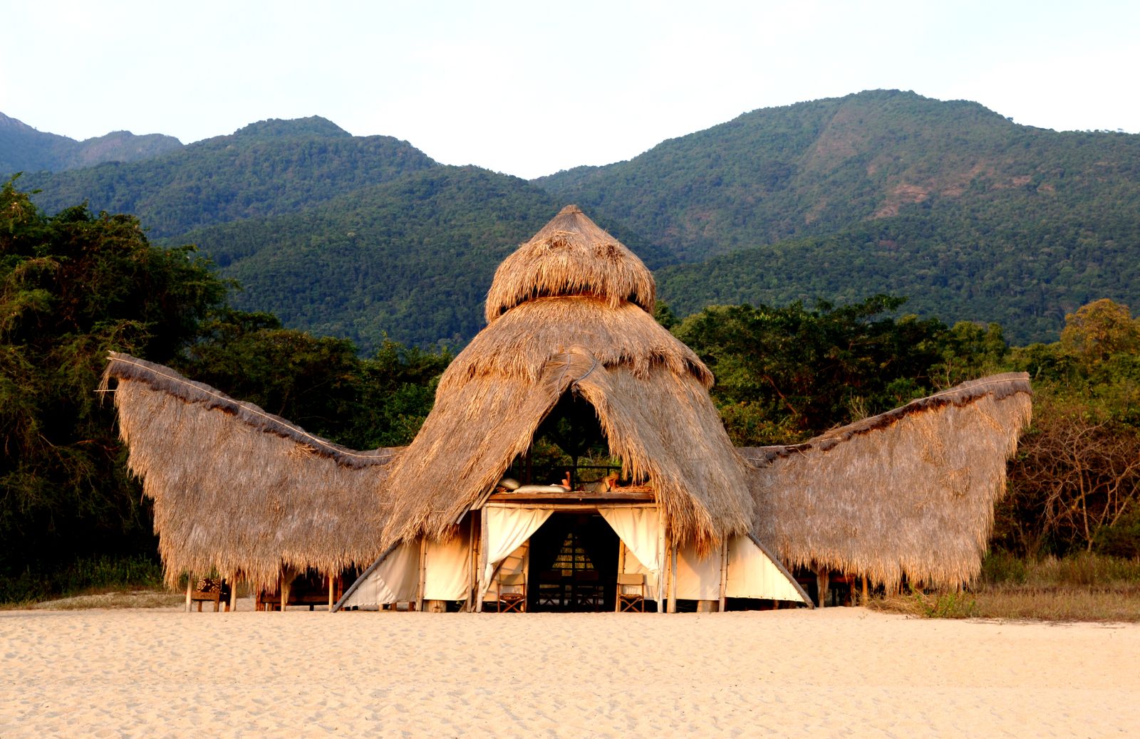 Luxury Tanzania Safari Lodges: Greystoke Mahale Camp