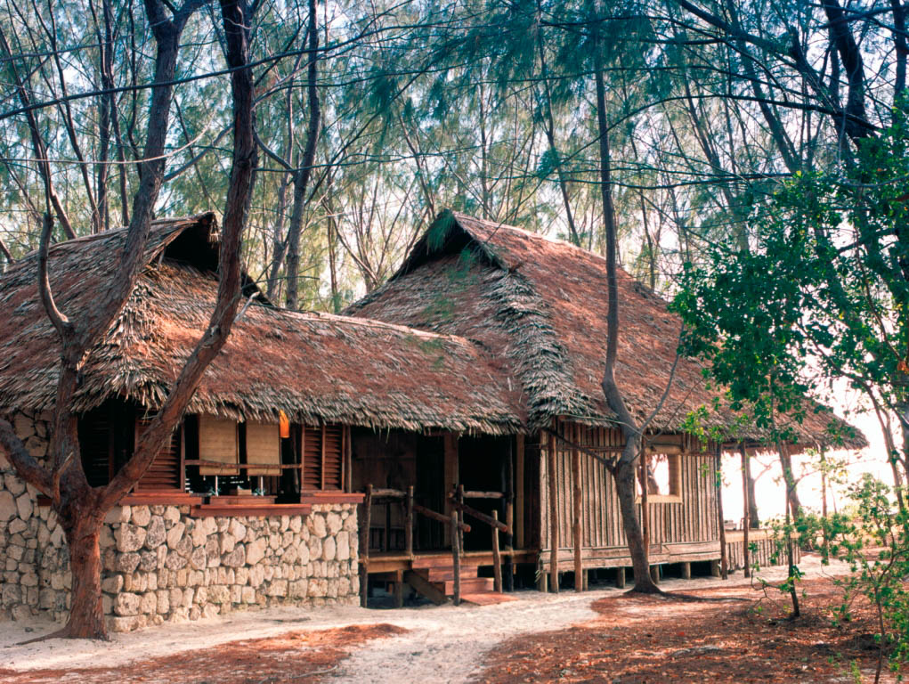 & Beyond Mnemba Island Banda Exterior