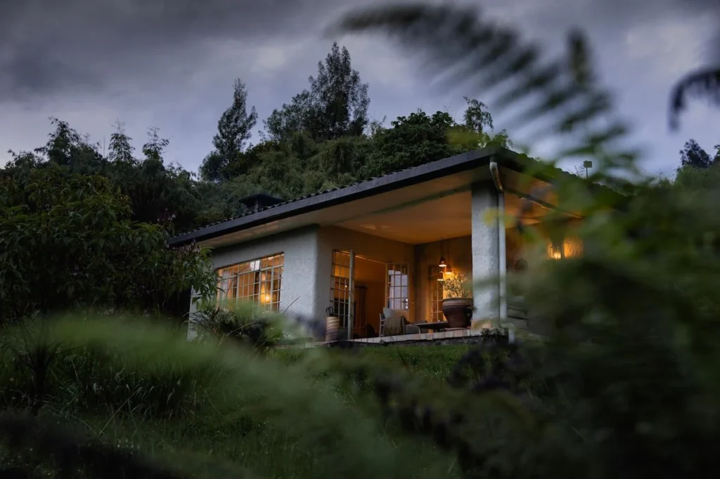 Sabyinyo Silverback Lodge.